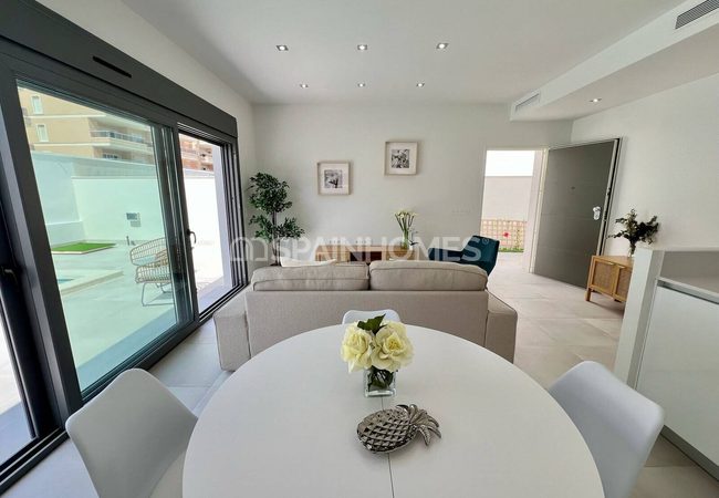 Spacious Detached Villa with Pool in Playa Flamenca Orihuela 6