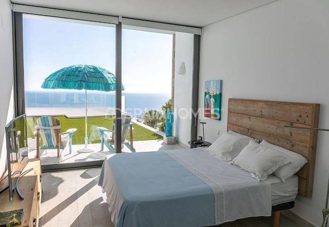 Alicante Benichatell'de Panoramik Deniz Manzaralı Lüks Villa 34
