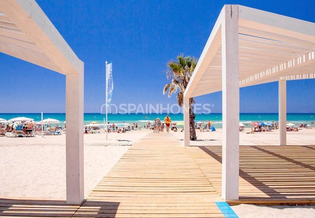 Alicante El Campello'da Popüler Konumda Sıfır Daireler 8
