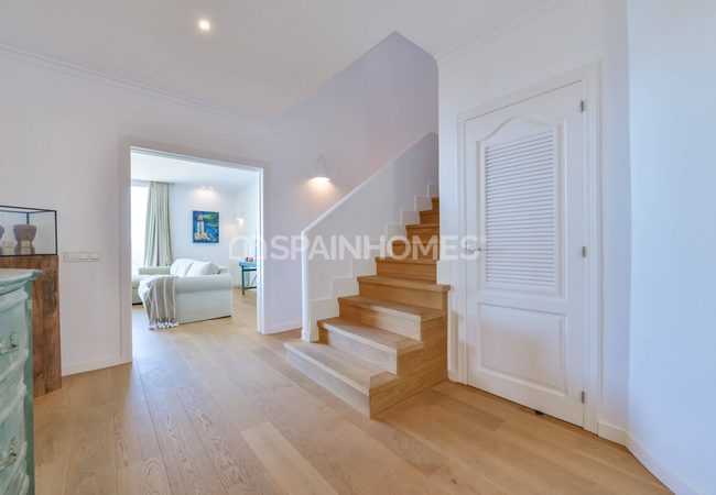 Alicante Altea'da Tepe Üzerinde Taşınmaya Hazır Villa 13