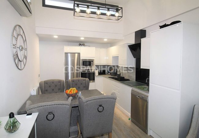 Modern House with Solariums and Car Park in Algorfa Spain 10