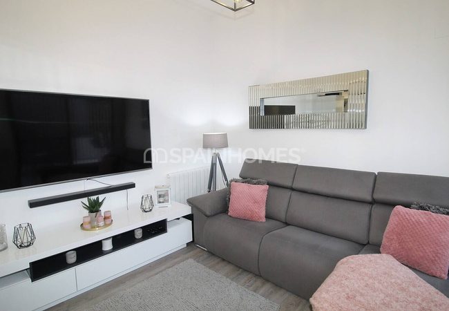 Modern House with Solariums and Car Park in Algorfa Spain 7