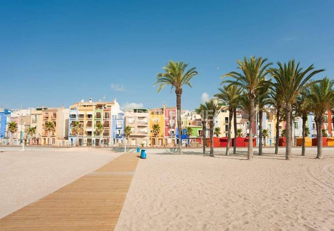 Beachfront Villas with Chic Designs in El Campello Costa Blanca 8