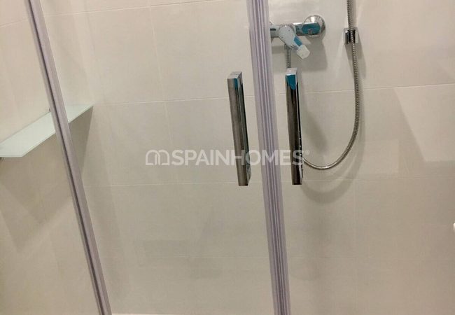 Sea View Apartment with 3 Bedrooms in San Juan Alicante 23