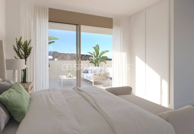 5-bedroom Villas with Luxe Design Close to Beach in Alicante 18