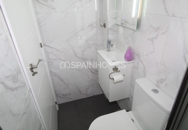 Renovated Mediterranean House Close to Amenities in La Zenia 24