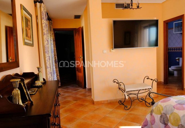 Amplia Villa Con Piscina Y Parking En Orihuela Centro 79