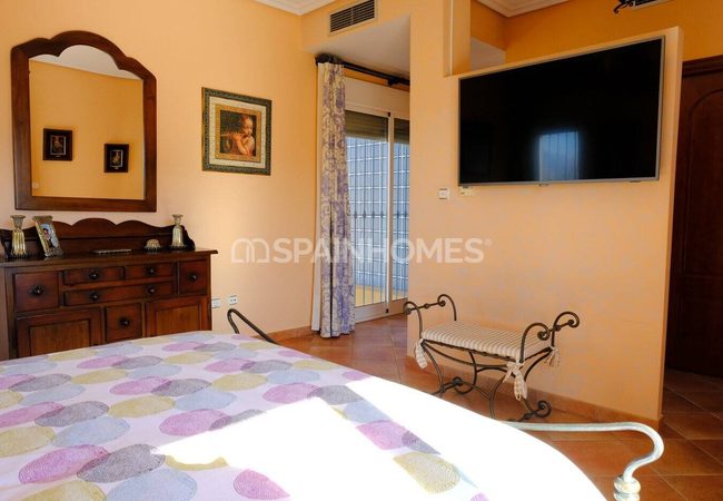 Amplia Villa Con Piscina Y Parking En Orihuela Centro 117