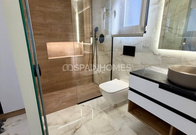 2-bedroom Golf Flats in a Complex with Pool in Algorfa Alicante 33