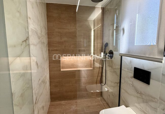 2-bedroom Golf Flats in a Complex with Pool in Algorfa Alicante 29
