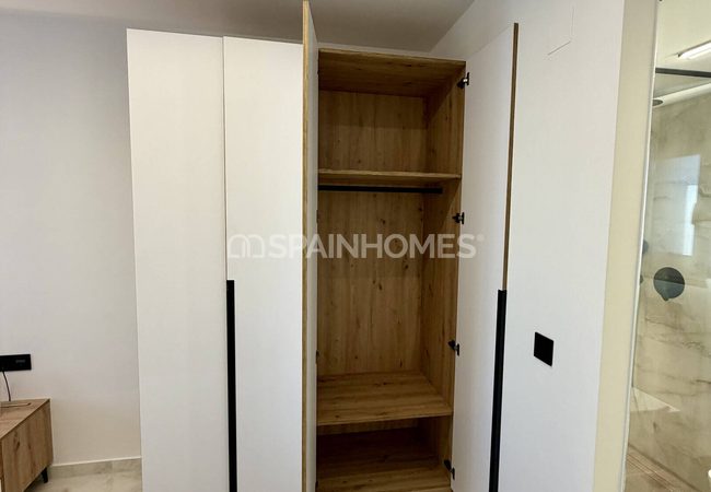 2-bedroom Golf Flats in a Complex with Pool in Algorfa Alicante 27