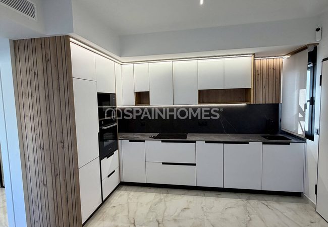 2-bedroom Golf Flats in a Complex with Pool in Algorfa Alicante 19