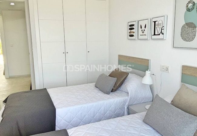 Stylish Flats with Garden or Solarium in Torrevieja 11