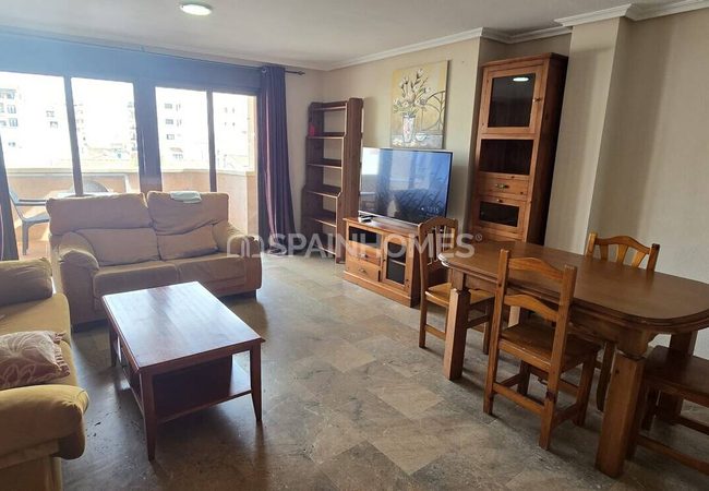 3-bedroom Flat Near the Beach in Torrevieja 2