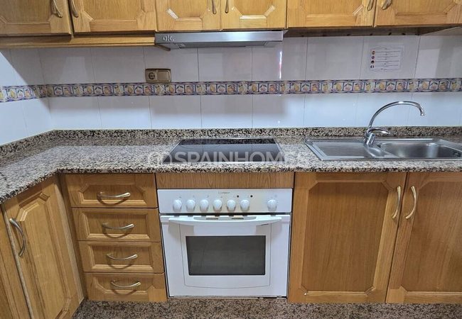 3-bedroom Flat Near the Beach in Torrevieja 4