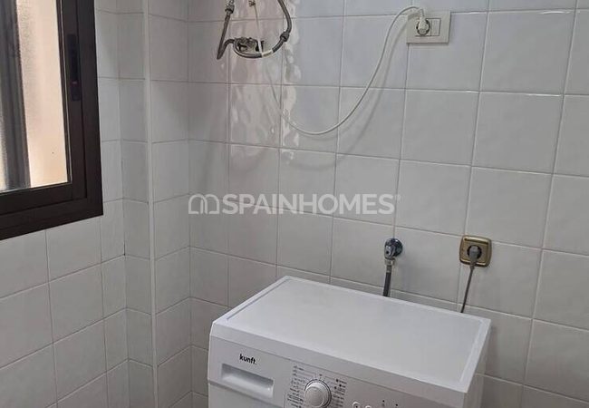 3-bedroom Flat Near the Beach in Torrevieja 5