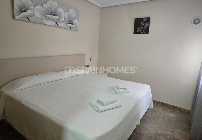 3-bedroom Flat Near the Beach in Torrevieja 9