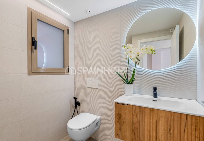 3-bedroom Apartments with Rooftop Pool in Alicante Jacarilla 22