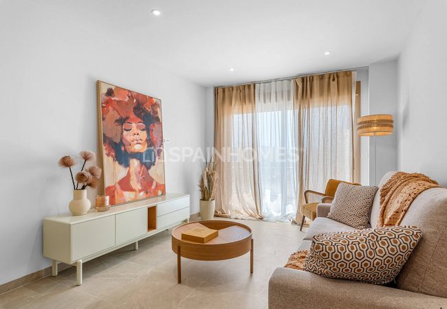 3-bedroom Apartments with Rooftop Pool in Alicante Jacarilla 5