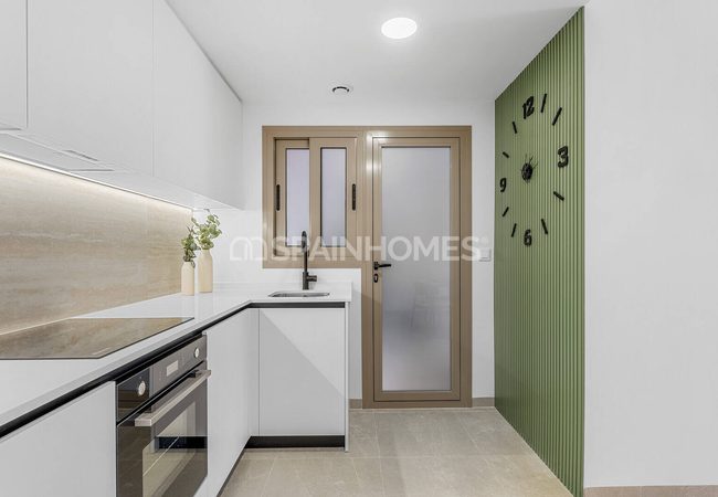 3-bedroom Apartments with Rooftop Pool in Alicante Jacarilla 10