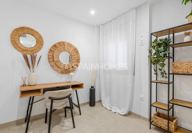 3-bedroom Apartments with Rooftop Pool in Alicante Jacarilla 20