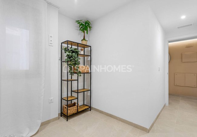 3-bedroom Apartments with Rooftop Pool in Alicante Jacarilla 25