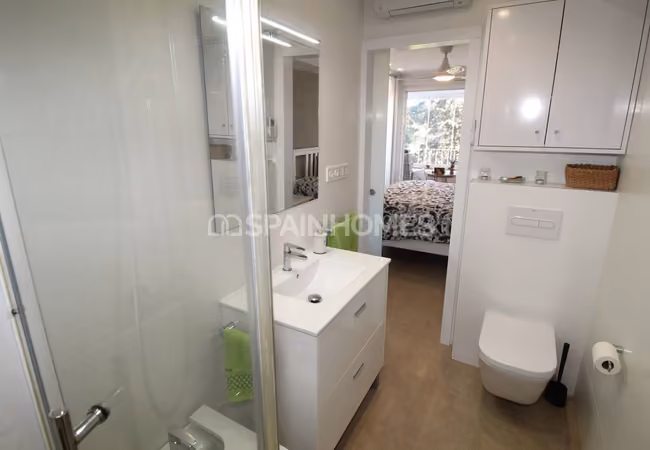 Beach-accessible Flat with Sea Views in Punta Prima Alicante 21