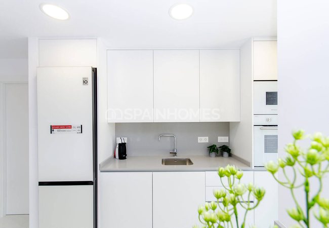 Villas with Private Pools Near Amenities in Orihuela Alicante 27
