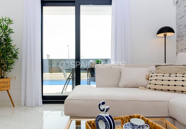 Villas with Private Pools Near Amenities in Orihuela Alicante 21