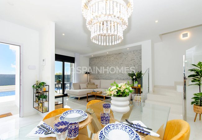 Villas with Private Pools Near Amenities in Orihuela Alicante 23