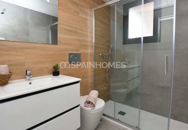 Sea View Apartments in Orihuela Costa Close to Shopping Centers 10