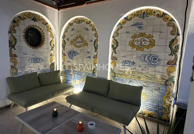 Barselona El Masnou’da Denize Sıfır Konumda Satılık Otel 11