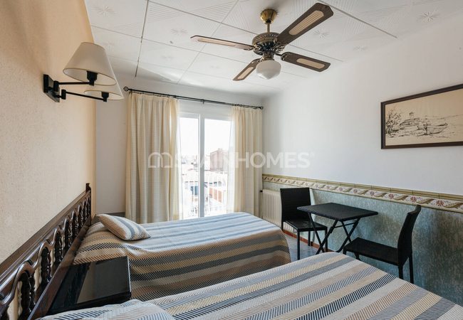 Barselona Malgrat De Mar’da Denize Yakın Butik Otel 15