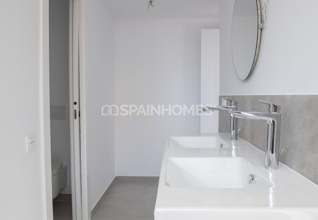 Exclusively Located Apartments in Benalmadena Overlooking the Sea 20