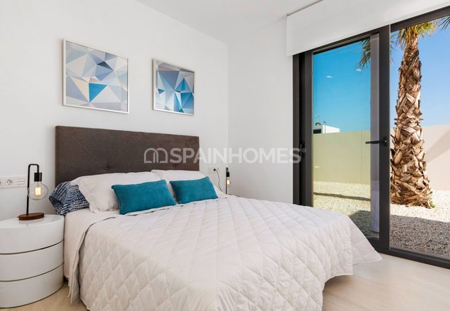 Spacious New Villa with Private Pool in Benijofar, Alicante 16