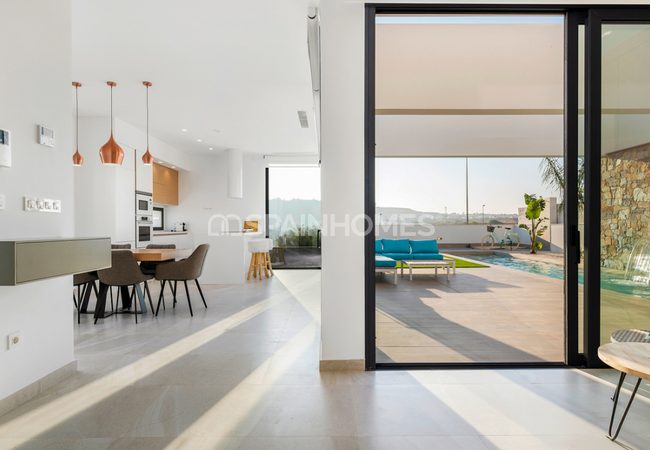 Spacious New Villa with Private Pool in Benijofar, Alicante 32