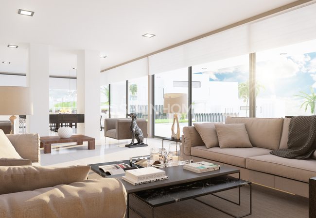 Marbella'da Açık Manzaralı Müstakil Villalar 14
