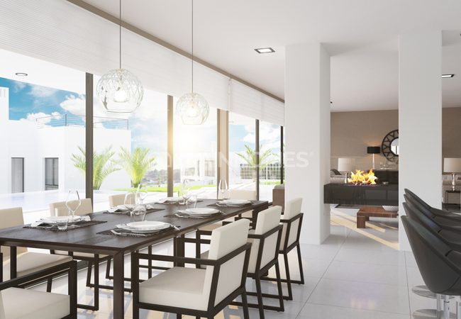 Marbella'da Açık Manzaralı Müstakil Villalar 15