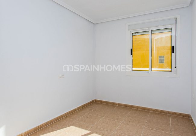 Ready to Move Semi-detached Country House in Murcia 15