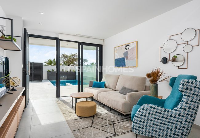 Well Located Detached Villas in Benijofar, Alicante 18