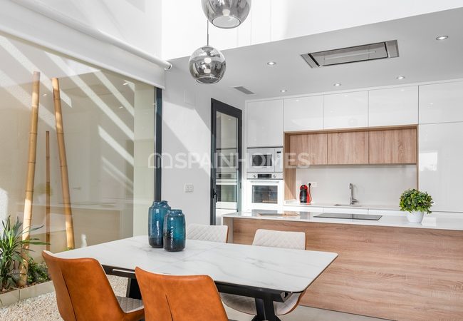 Well Located Detached Villas in Benijofar, Alicante 19