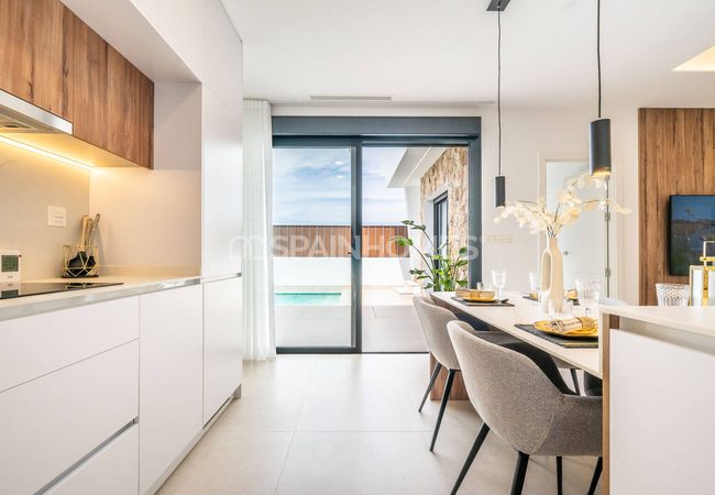 Murcia, Torre Pacheco, Roldán’da Modern Tasarımlı Şık Gayrimenkuller 19