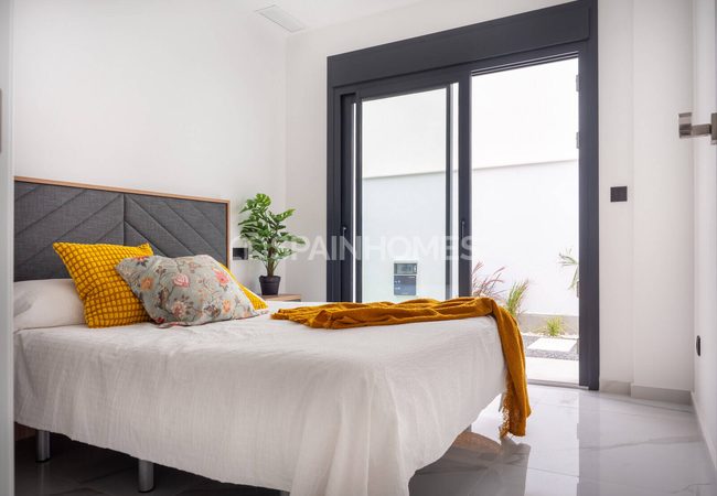Spacious Semi Detached Homes with a Solarium in San Pedro 40