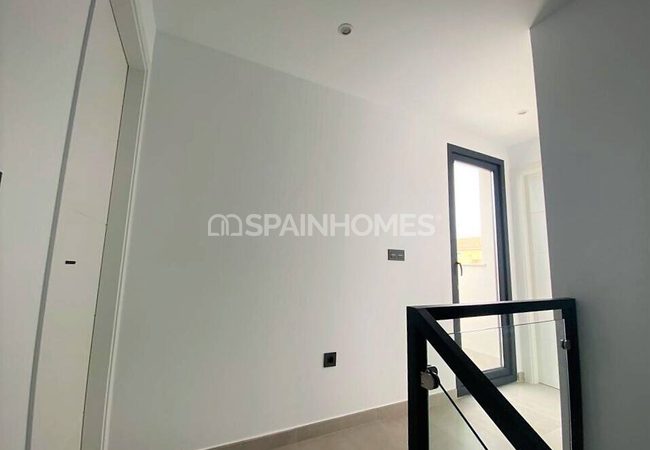 Villa with Pool and Parking in Los Alcázares Murcia 11