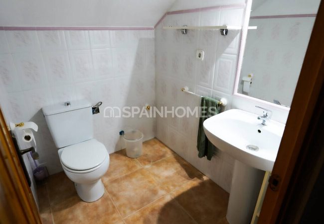 Detached Ready-to-move House with Swimming Pool in Murcia 28