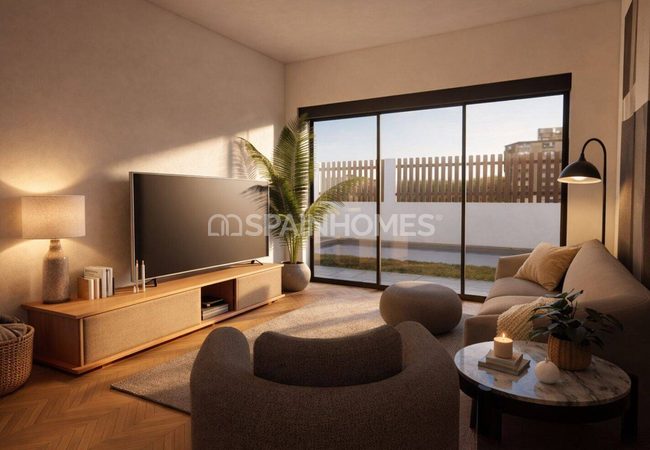 Los Alcázares'te Plajlara ve Kasaba Merkezine Yakın Havuzlu Villa 2