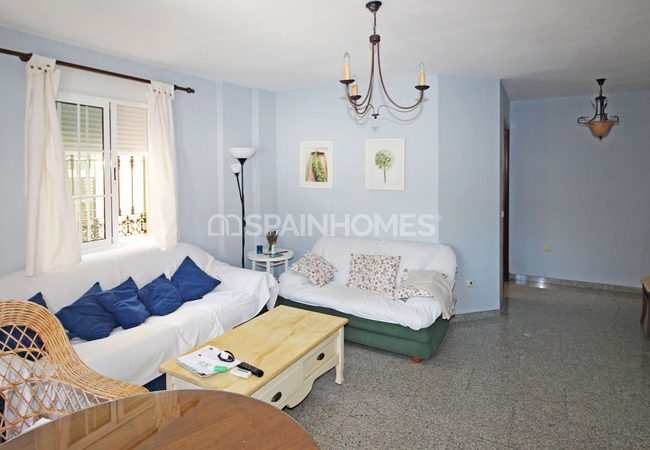 Well-located Apartment with Investment Potential in Torremolinos 5