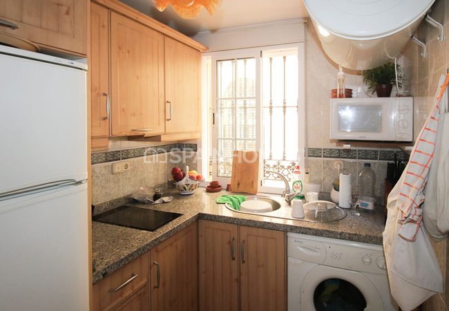 Well-located Apartment with Investment Potential in Torremolinos 6