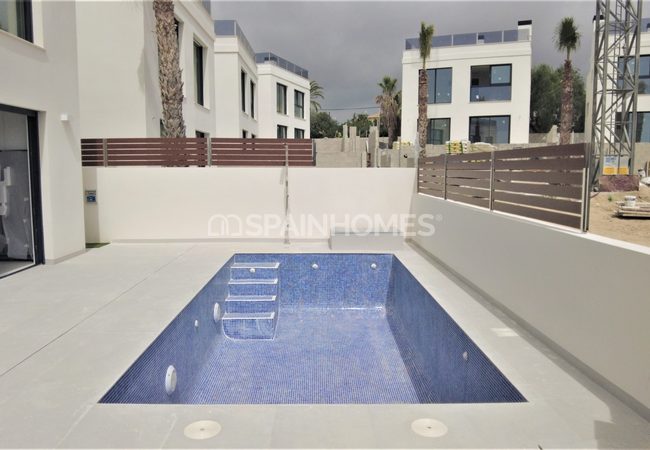 Luxury Villas Close to the Beach in Villajoyosa Alicante 31