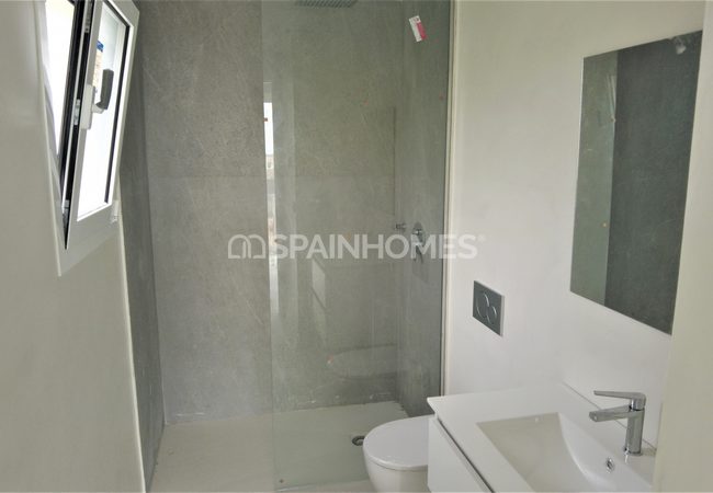 Luxury Villas Close to the Beach in Villajoyosa Alicante 57